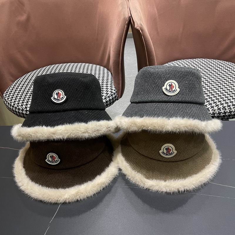 Moncler hat 112501